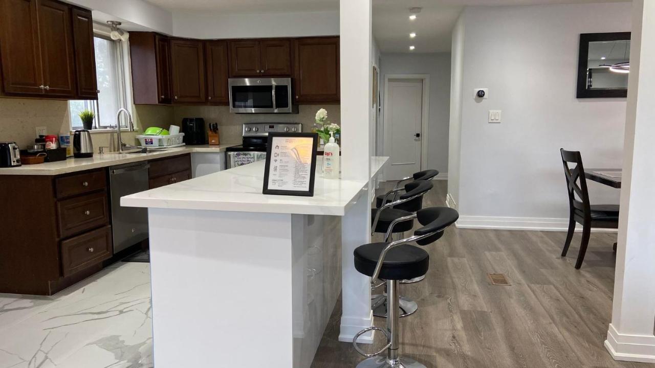Spectacular 3 Bedroom 2 Wr House - Close To Airport Toronto Kültér fotó