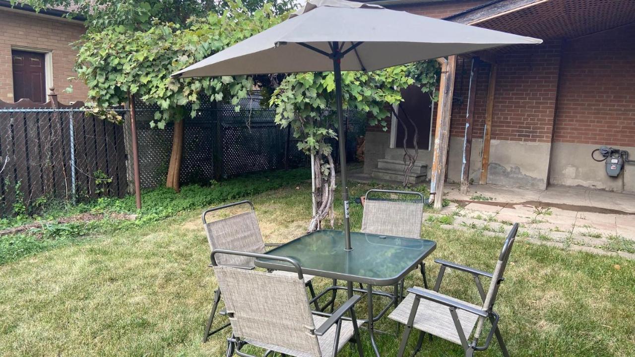 Spectacular 3 Bedroom 2 Wr House - Close To Airport Toronto Kültér fotó